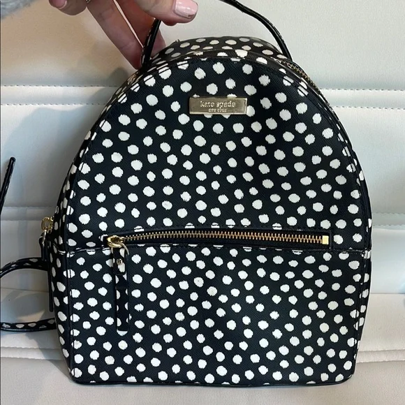 Kate Spade Black and White Dot Backpack m_68ebf1bd9f034c41720d8067.jpg main image 4